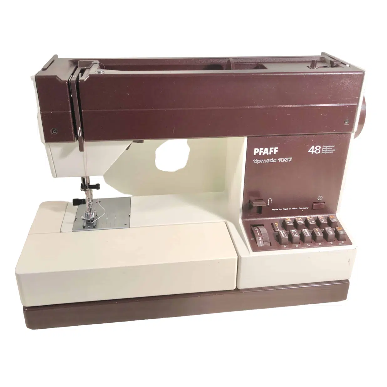 Pfaff 1037 Tipmatic~Reconditioned with full 1-year Warranty