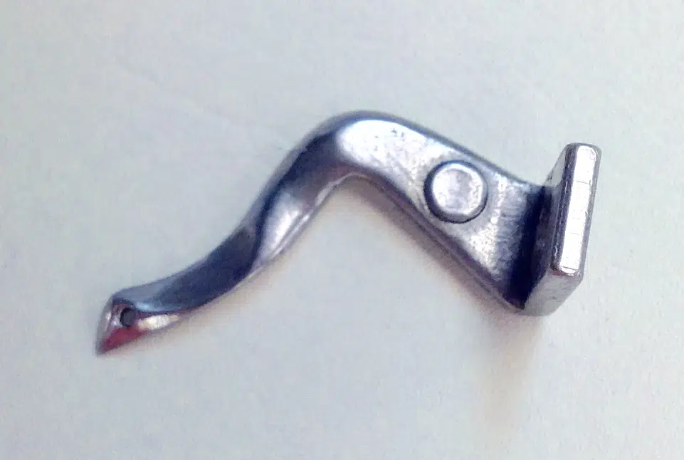 Upper Looper Babylock/Simplicity - Image 2