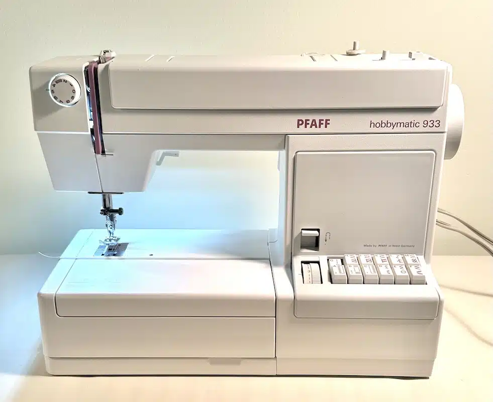Pfaff 933 Hobbymatic Mechanical Sewing Machine~Workhorse with full warranty!