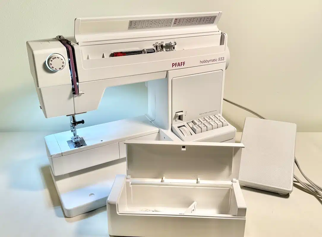Pfaff 933 Hobbymatic Mechanical Sewing Machine~Workhorse with full warranty! - Image 3