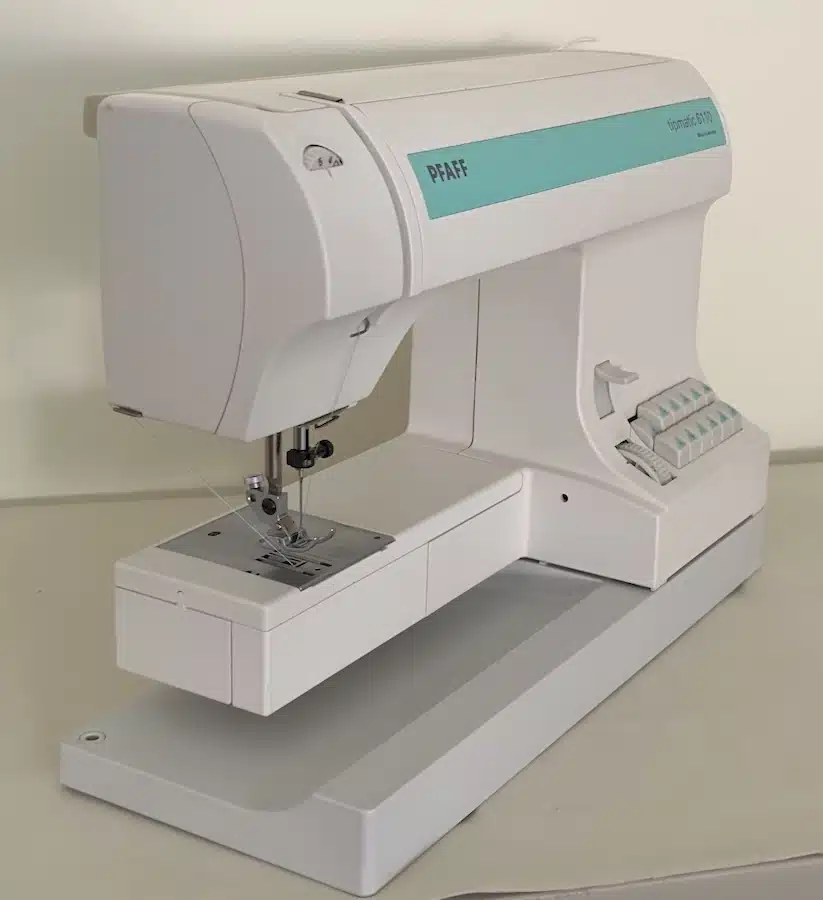 Pfaff 6110~Heavy Duty~Reconditioned~ Warranty - Image 3