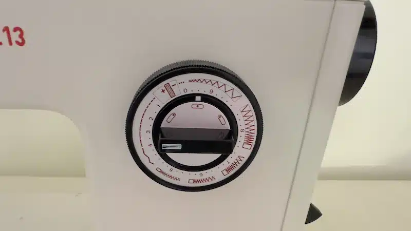 Pfaff 1213 Flat Bed ~With IDT~Reconditioned~1 Year Warranty - Image 5